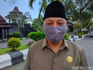 Kasus COVID-19 di Blitar Meningkat, MUI Imbau Salat Idul Adha di Tanah Lapang.