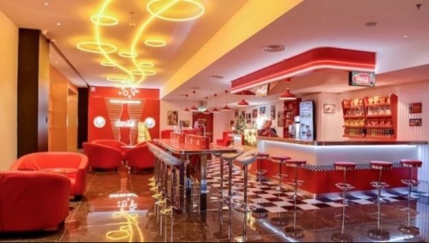 Kafe Coca-Cola Pertama di Dunia