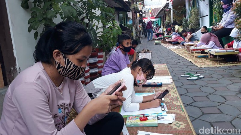 Kampung Wifi Yogyakarta Bantu Belajar Online