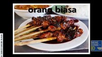 Yang anak kost jangan sedih ya. Kalau nggak bisa makan sate saat Idul Adha, kamu bisa kok beli mie instan rasa sate. Sensasi makannya saja yang beda, rasanya mirip kok.  Foto: istimewa
