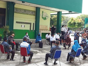 Curhat Guru di Bogor ke Nadiem, Kerja Hampir 24 Jam hingga Ponsel Nge-hang