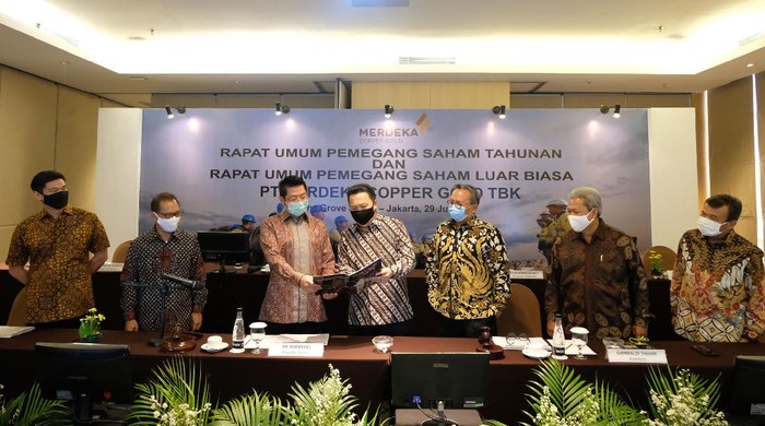 Merdeka Copper Gold Lakukan Buyback Saham PT Merdeka Copper Gold Tbk gelar Rapat Umum Pemegang Saham Tahunan dan Luar Biasa (RUPST dan RUPSLB). RUPST setuju untuk melakukan buyback.