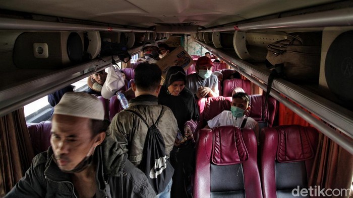 Potret Terminal Tanjung Priok, H-1 Idul Adha H-1 Idul Adha, suasana di Terminal Tanjung Priok, Jakarta Utara, tampak normal, Kamis (30/7). Tidak ada penumpukan pemudik seperti tahun-tahun sebelumnya.