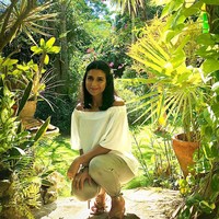 Meski banyak yang memuji, video itu juga membuat beberapa orang curiga. Sebagian netizen menudingnya mengenakan makeup dan filter untuk terlihat muda. Foto: Instagram @sakinajj