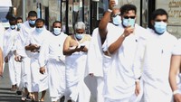 Mereka yang akan menunaikan ibadah haji harus melakukan karantina selama 14 hari, sebagaimana protokol kesehatan yang sudah umum diberlakukan World Health Organization (WHO). Begitu halnya saat mereka sudah melaksanakan seluruh prosesi ibadah haji juga harus dikarantina 14 hari, sehingga mendapatkan kepastian bebas dari COVID-19. Setelah itu para jemaah haji diperbolehkan kembali ke tempat tinggal masing-masing. Saudi Media Ministry via AP  