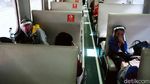 Suasana Mudik H-1 Idul Adha di Stasiun Pasar Senen