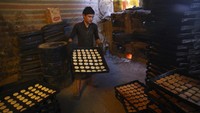 Kegiatan membuat roti manisan ini dilakukan dalam bentuk menyambut hari raya Idul Adha.  