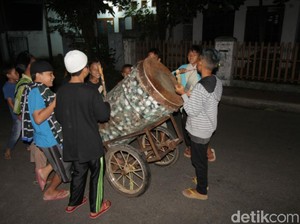 Takbir Keliling di Jatim Dilarang, Boleh di Musala dan Masjid dengan Prokes