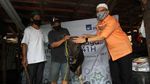 Berkurban di Kampung Pemulung