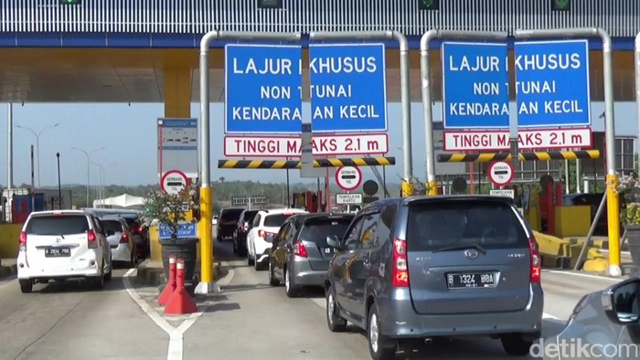 Kondisi arus lalu lintas di Tol Cipularang terus meningkat
