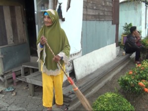 15 Tahun Nabung, Nenek Sumiati di Samarinda Akhirnya Bisa Kurban Sapi