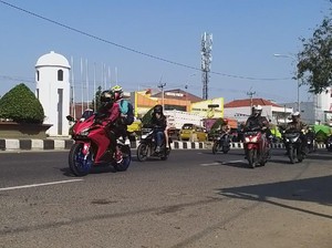 Terpantau Lengang, Tidak Ada Penyekatan Pemudik di Perbatasan Bekasi-Karawang