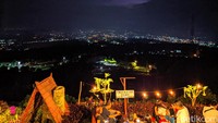 Ini pemandangannya saat malam. Cantikkan? (Bima Bagaskara/detikcom)