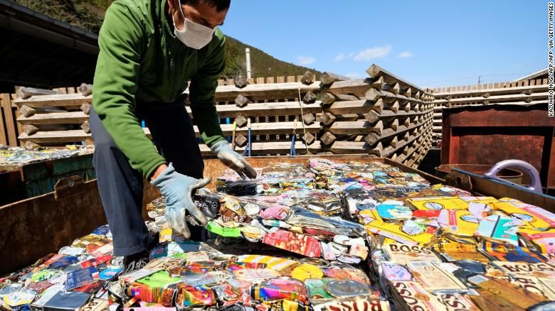 Sampah plastik Jepang