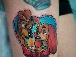 Keren! Seni Tato Gambar Kartun yang Berwarna