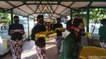 Foto: Tradisi Mandikan Pusaka Sunan Kalijaga Saat Idul Adha