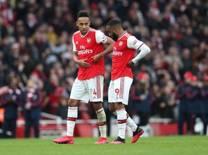 Dekat dengan Aubameyang, Masa Depan Lacazette Juga Tanda Tanya?