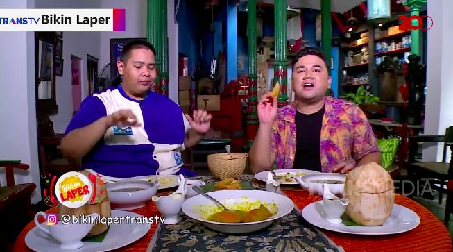 Bikin Laper! Makan Kare Kepiting dan Sup Brenebon yang Gurih Segar
