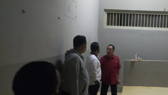 Djoko Tjandra dalam sel tahanan nomor 1 Rutan Salemba cabang Bareskrim Polri