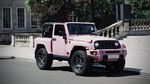 Jeep Wrangler yang Macho Berubah Jadi Imut dengan Sentuhan Warna Pink