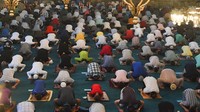 Setelah sebelumnya melaksanakan ibadah Salat Jumat, kini untuk pertama kalinya Hagia Sophia melaksanakan ibadah Salat Idul Adha.