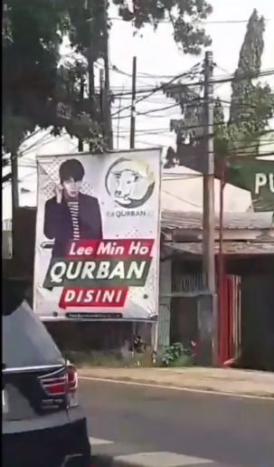 Penjual Hewan Qurban Pasang Spanduk 'Lee Min Ho Qurban di Sini'