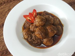 Resep Rendang Bola Daging yang Pasti Empuk