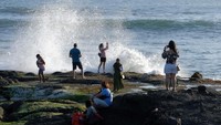 Obyek wisata tersebut mulai dikunjungi wisatawan dari luar Pulau Bali dengan menerapkan protokol kesehatan COVID-19 meskipun jumlahnya masih sedikit.