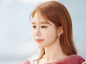 Mengenal Yoo In Na, Aktris Korea yang Foto Masa Lalunya Bikin Pangling