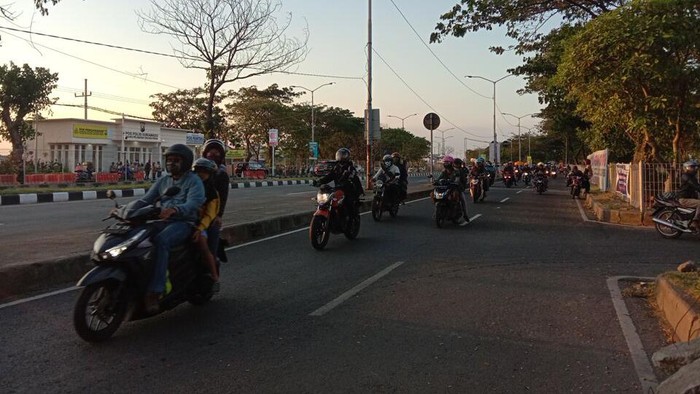 Arus Balik Mudik Toron di Suramadu Lancar