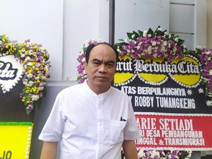 Sopir Ambulans Korban Kecelakaan di Jakbar Anggota Projo, Budi Arie Melayat
