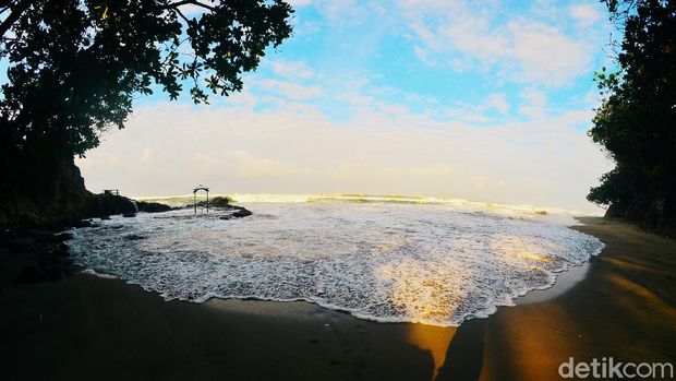 Pantai Karangnini