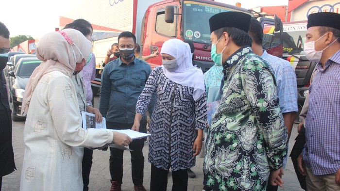 Gubernu khofifah tinaju Pasar Puspa Agro yang akan dibuka akses tol