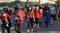 Namun, guna mencegah penyebaran virus Corona, kegiatan CFD pun dihentikan untuk sementara waktu.