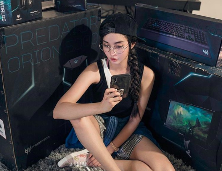 Alodia Gosiengfiao Alodia Gosiengfiao