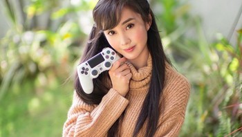 Aku sudah gemar main game bahkan sebelum aku menekuni cosplay, sebut Alodia mengenai kegemaran ngegame. Foto: Instagram