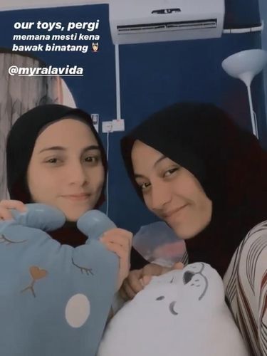 Emakemak Awet Muda Viral di TikTok, Bak Kakak Adik dengan Anak