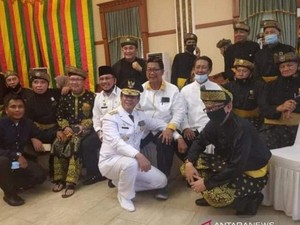 Gubernur Kepri Isdianto Minta Maaf Terkait Penularan COVID-19