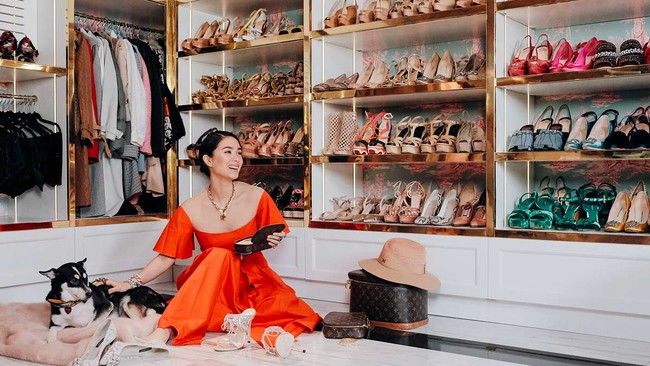 Sosok Heart Evangelista yang populer sebagai aktris membuat kisah cintanya selalu jadi sorotan. Saat orangtuanya mengumumkan tak merestui cintanya dengan sang politikus, publik pun heboh. Apalagi orangtua Heart menyebut Escudero telah memanipulasi putri mereka untuk melawan kedua orangtuanya. Mereka juga menyebut politikus yang sebelumnya sudah pernah menikah itu kecanduan alkohol. Foto: Instagram @ iamhearte