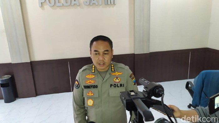 Kabid Humas Polda Jatim Kombes Trunoyudo Wisnu Andiko
