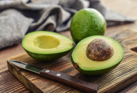 Makanan yang dapat memanjangkan bulu mata secara alami