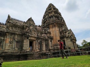 Menelusuri Jejak Peninggalan Khmer di Thailand