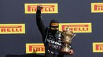 Momen Lewis Hamilton Juara GP Inggris dengan Ban Pecah