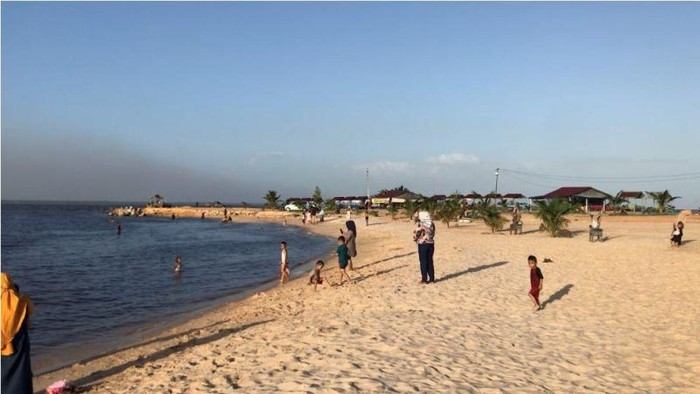Pantai Koneng di Kota Dumai