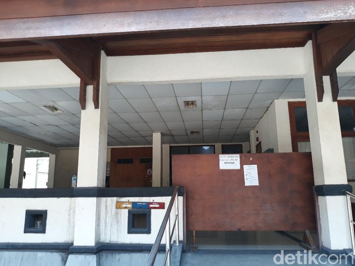 Penampakan gedung di Balai Kota Solo yang ditutup karena ada ASN yang kena COVID-19, Senin (3/8/2020).
