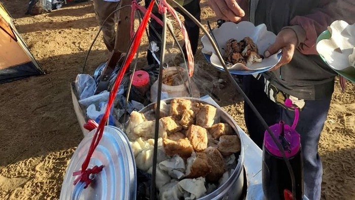 penjual makanan di gunung penjual makanan di gunung