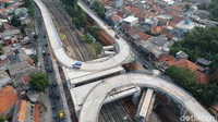 Pembangunan flyover ini digarap sejak September 2019 lalu.
