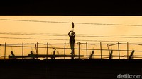 Dinas Bina Marga Provinsi DKI Jakarta optimistis proyek pembangunan lintas atas (flyover) di Lenteng Agung dan Tanjung Barat atau Poltangan, Jakarta Selatan, dapat rampung pada akhir tahun 2020.
