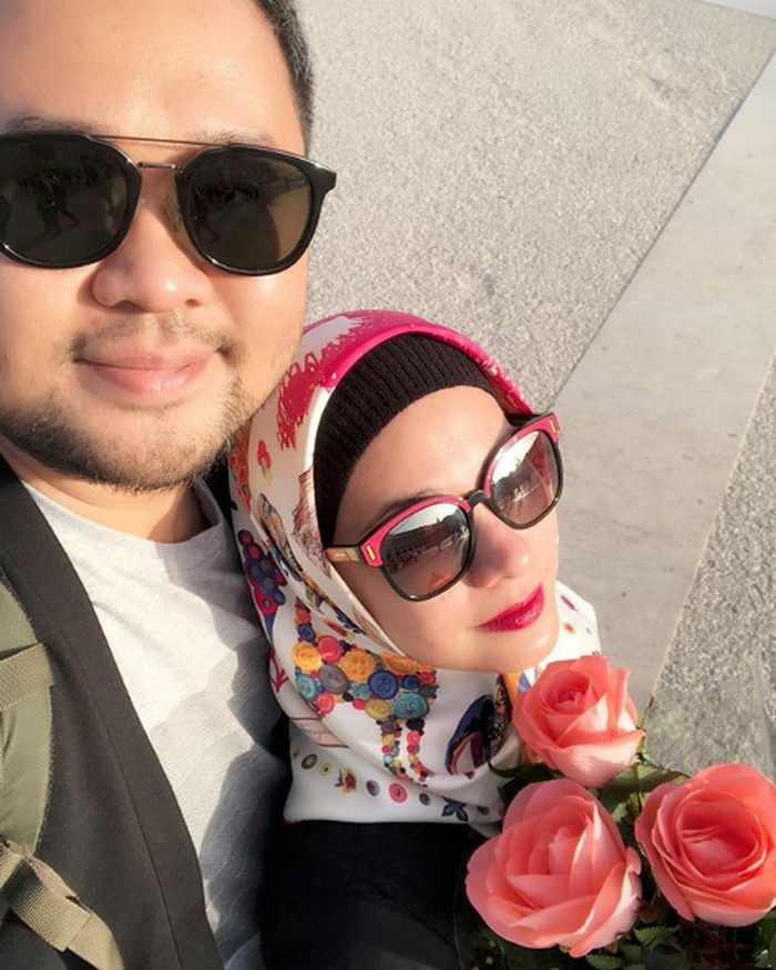 Rachel Maryam dan suaminya, Edwin Aprihandono.
