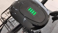 Sementara tipe Uno menggunakan motor listrik jenis BLDC berdaya 350 watt dan menggunakan battery berkekuatan 48 V 12 Ah. Foto: Viar